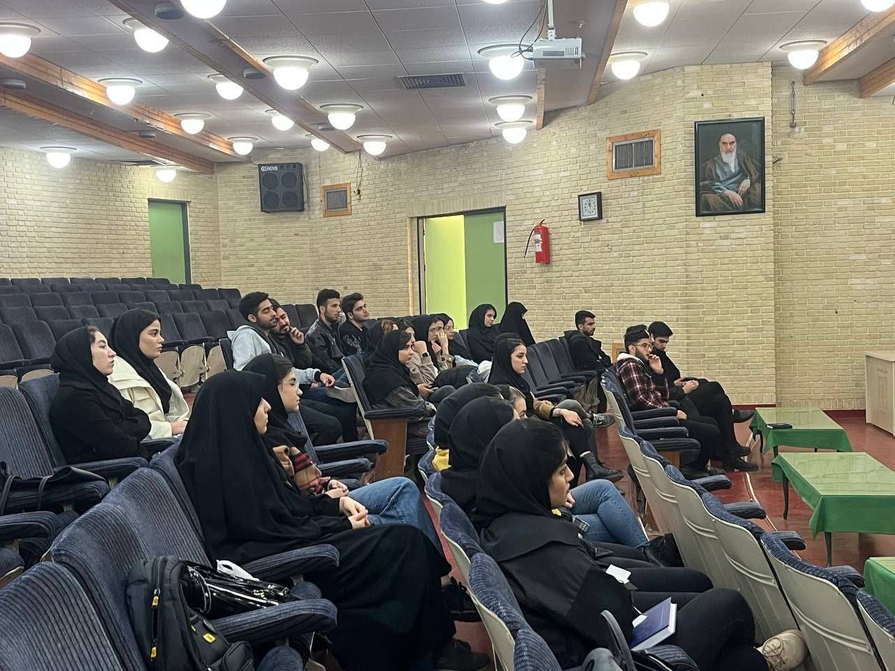 دکتر محمد هادی رستمی